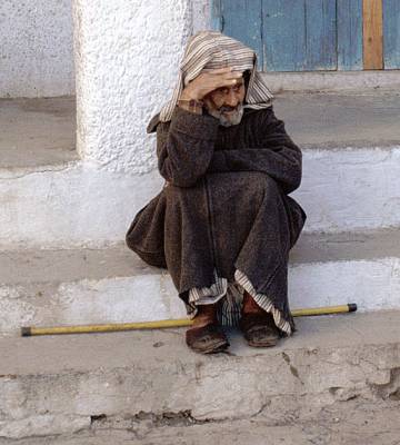 to trust to be Moroccan